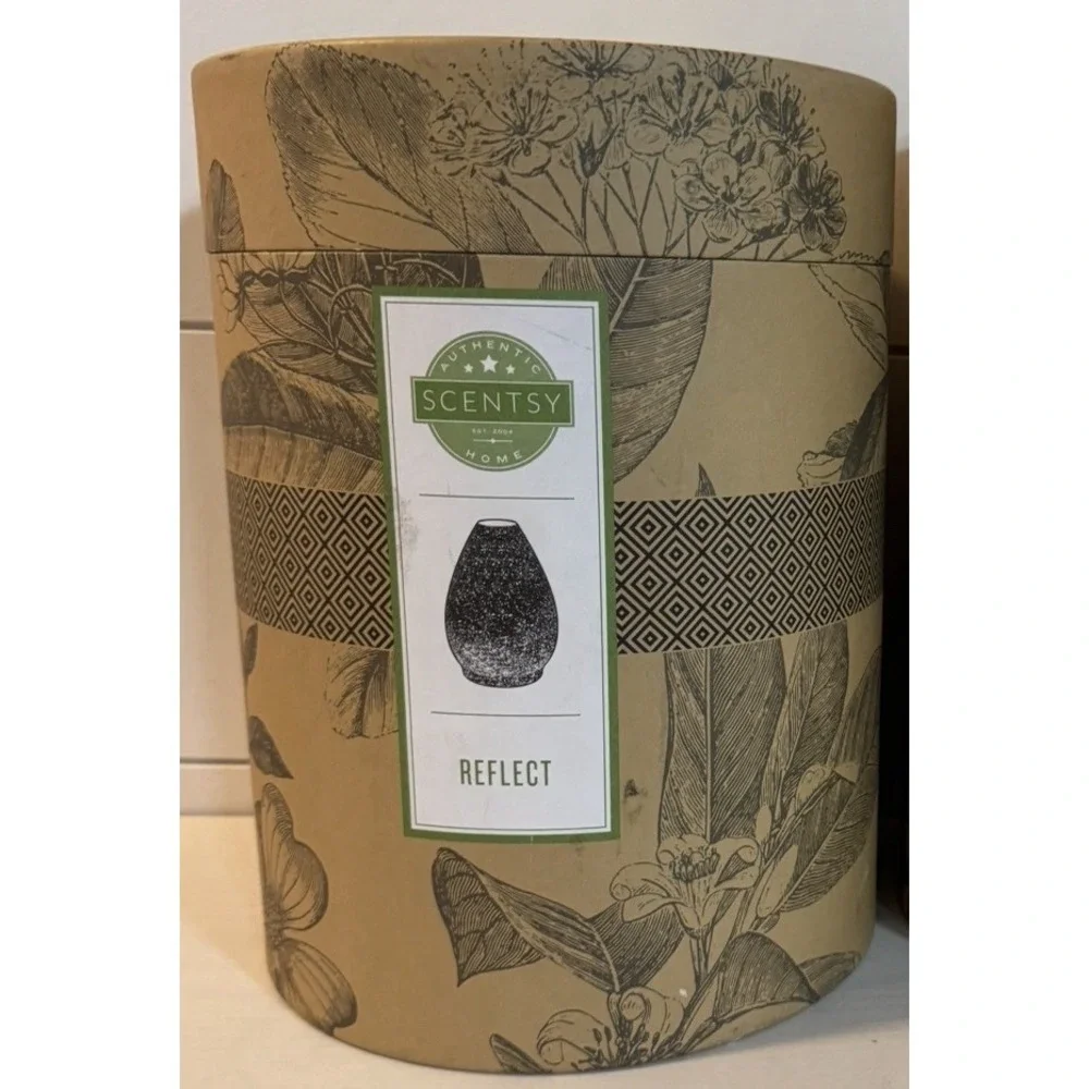 SCENTSY REFLECT DIFFUSER SHADE & TEARDROP DIFFUSER BASE DUO NEW IN OPEN BOX